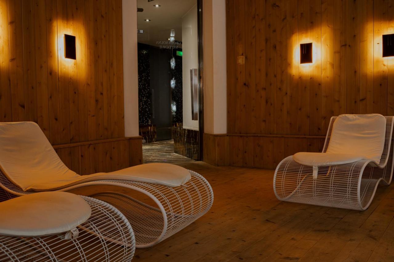 Hotel Monopol Wroclaw Bagian luar foto The spa at the Hotel Axelmannstein