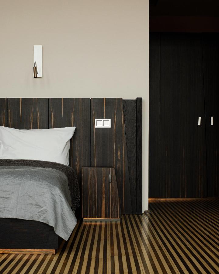 Hotel Monopol Wroclaw Bagian luar foto Ebony wood
