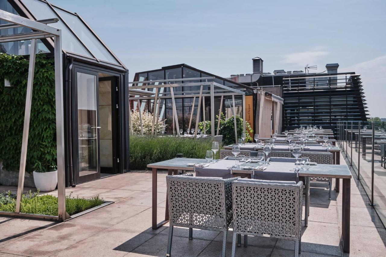 Hotel Monopol Wroclaw Bagian luar foto The rooftop terrace