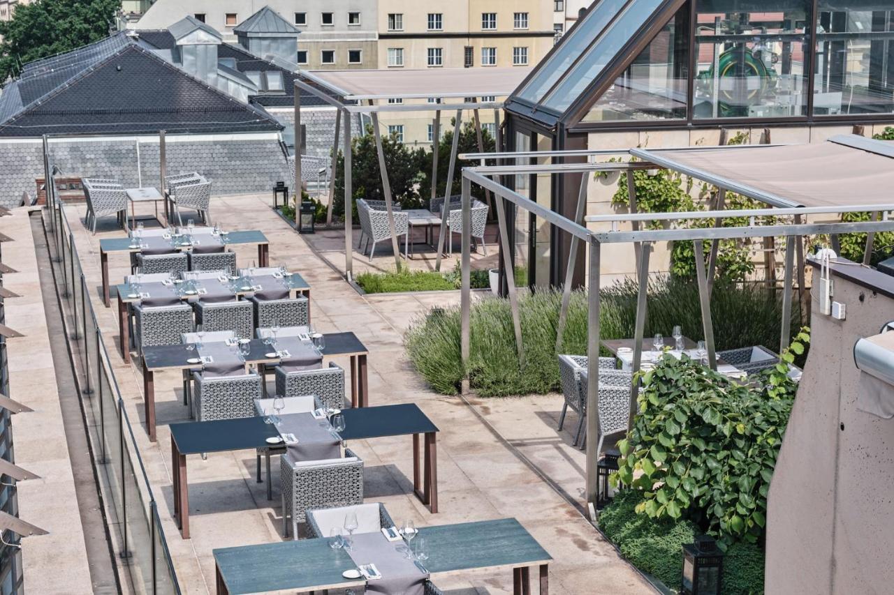 Hotel Monopol Wroclaw Bagian luar foto The rooftop terrace